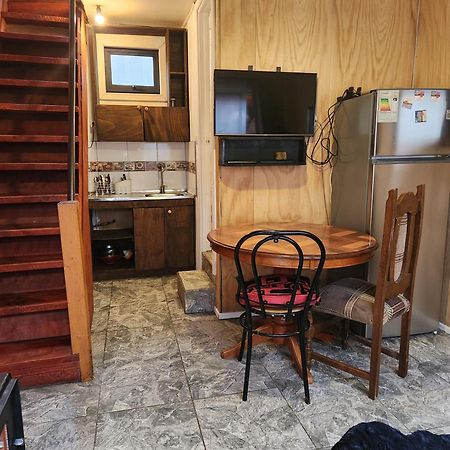 Cabana 2 Pequena A Min Centro De Valdivia Apartment Ngoại thất bức ảnh